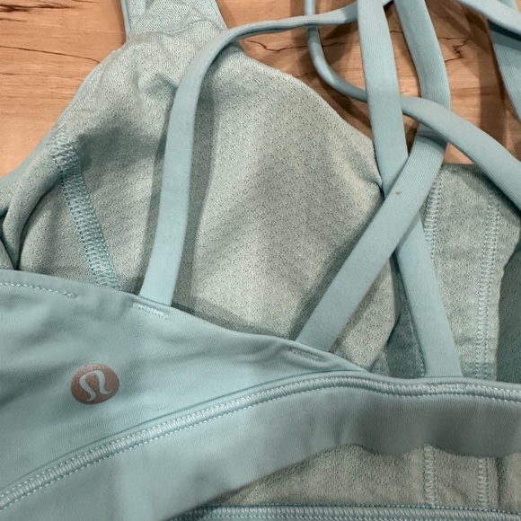 GUC lululemon Free to be Serene Sports Bra in - Picture 4 of 6
